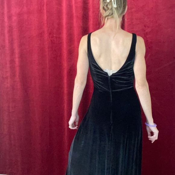 Mori Lee Black Velvet Bridesmaids Dress - Picture 4 of 8